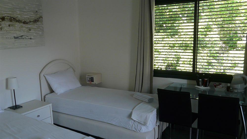 Loui Hotel Haifa Esterno foto